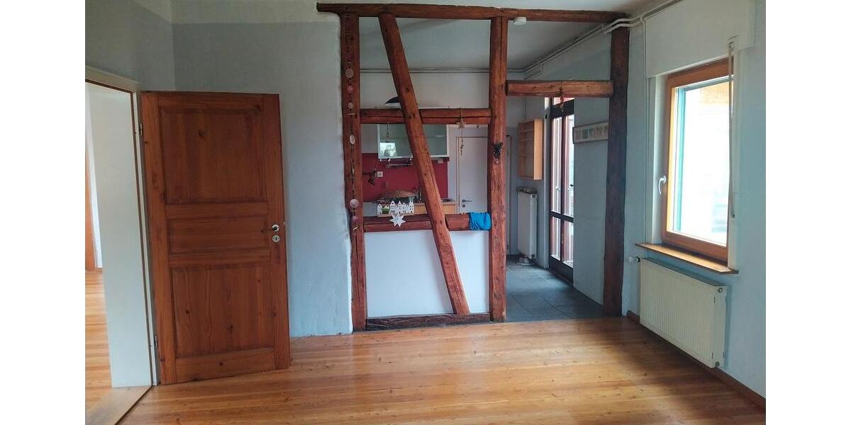 Einfamilienhaus Waldems - 7 Zimmer, 180 m&sup2;, 440.000&euro; | Angebot:27054029