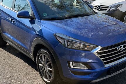 Hyundai TUCSON 124.000 km 15.999 &euro; Wiesbaden 65203