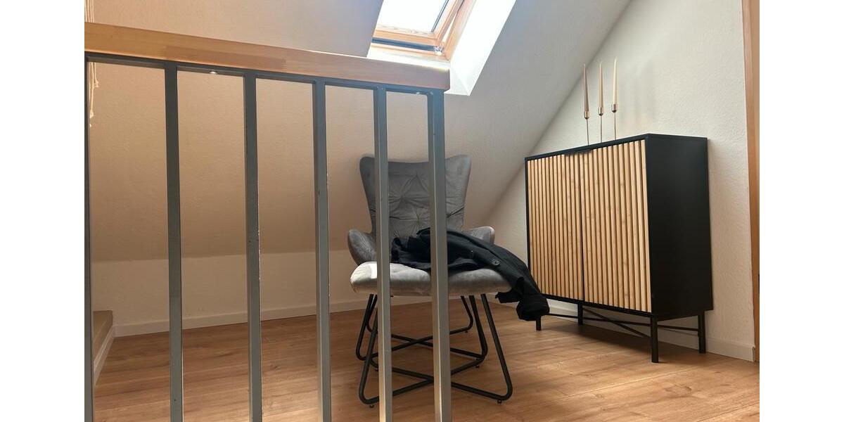 Reihenhaus Wiesbaden Biebrich - 5 Zimmer, 120 m&sup2;, 2.250&euro; | Angebot:26320830