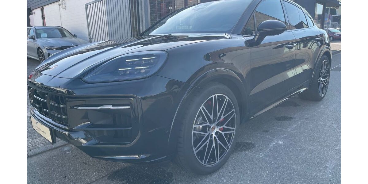 Porsche Cayenne 5.300 km 154.890 &euro; Flörsheim am Main 65439