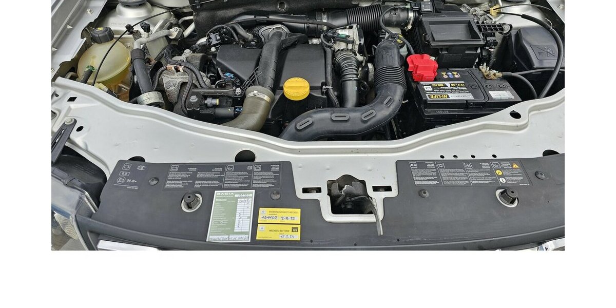 Dacia Duster Prestige Diesel Klima+AHK+ Insp+TÜV + NEU 212.900 km 6.495 &euro; Schwalbach/Taunus 65824