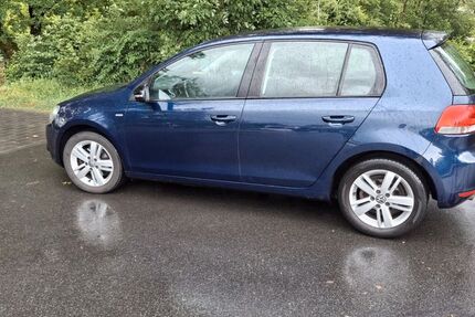 VW Golf 201.000 km 6.350 &euro; Schwalbach 65824