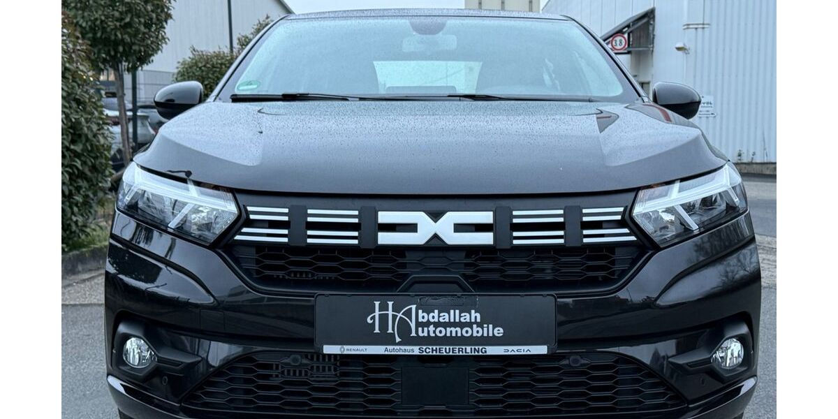 Dacia Logan 2.169 km 17.299 &euro; Kelkheim 65779