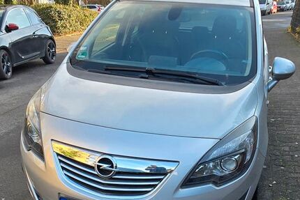 Opel Meriva 53.800 km 7.999 &euro; Hattersheim 65795