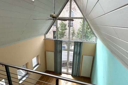 Haus Flörsheim - 6 Zimmer, 162 m&sup2;, 1.850&euro; | Angebot:26835929