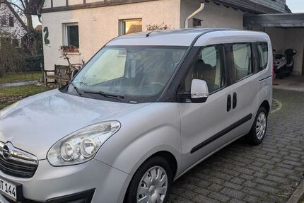 Opel Combo 127.000 km 5.550 € Rüsselsheim 65428