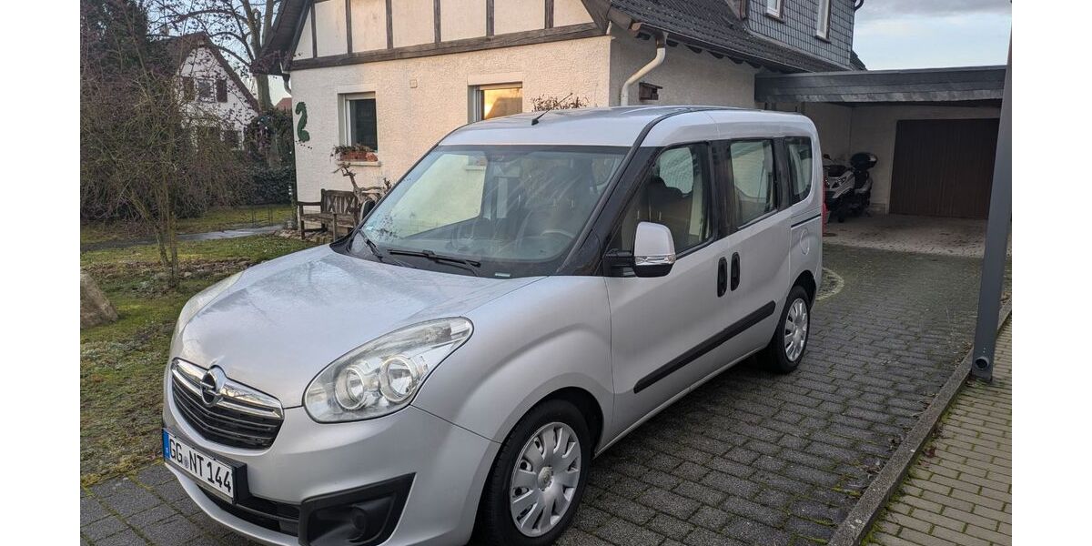 Opel Combo 127.000 km 5.550 € Rüsselsheim 65428