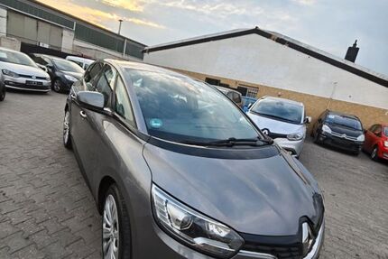 Renault Scenic 144.253 km 7.777 &euro; Ingelheim 55218
