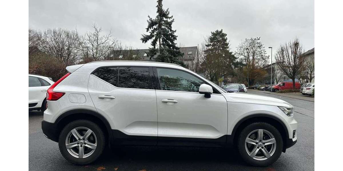 Volvo XC40 101.600 km 23.600 € Wiesbaden 65203