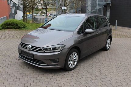 VW Golf Sportsvan 27.300 km 11.980 &euro; Wiesbaden 65191
