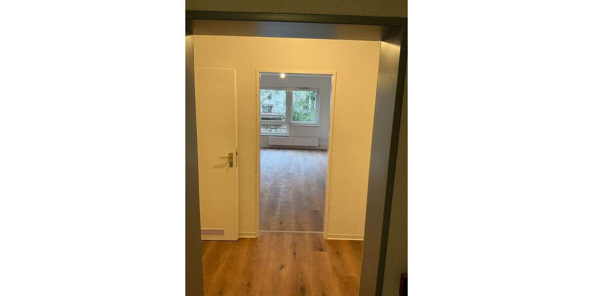 Etagenwohnung Wiesbaden Erbenheim - 1 Zimmer, 43 m&sup2;, 580&euro; | Angebot:25915842