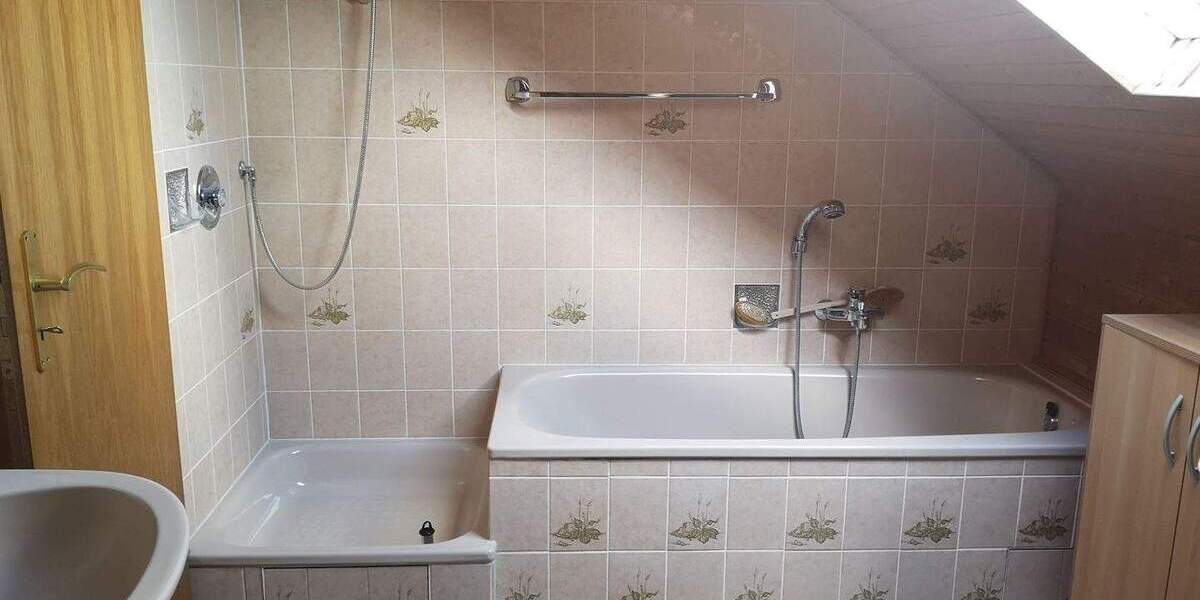 Reihenmittelhaus Eppstein / Niederjosbach Niederjosbach - 4 Zimmer, 125 m&sup2;, 390.000&euro; | Angebot:25768291