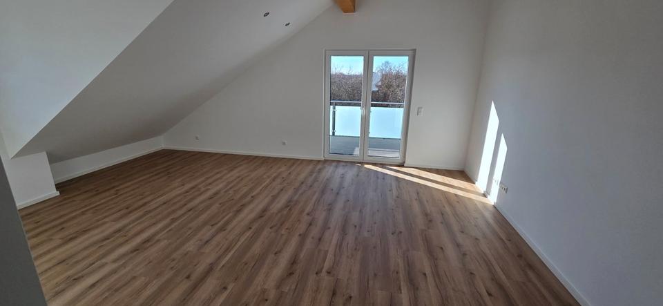 Dachgeschoßwohnung Mörfelden-Walldorf Walldorf - 2 Zimmer, 57 m&sup2;, 1.140&euro; | Angebot:26042492