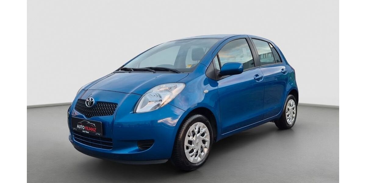 Toyota Yaris 83.000 km 4.690 &euro; Rüsselsheim am Main 65428