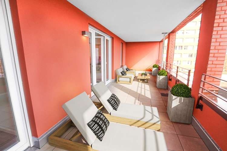 Wohnung zum Mieten in Frankfurt 2.045 € 148 m²