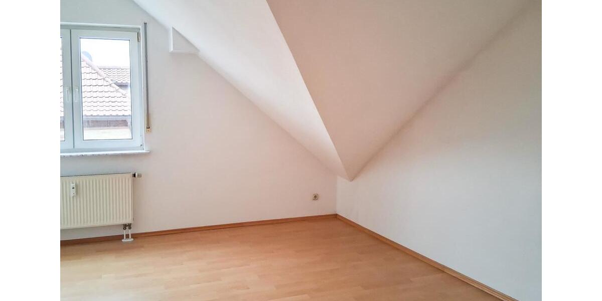 Dachgeschoßwohnung Ingelheim am Rhein - 3 Zimmer, 78 m&sup2;, 298.000&euro; | Angebot:25715331