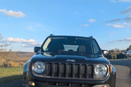Jeep Renegade 149.000 km 12.300 &euro; Reckenroth 56370