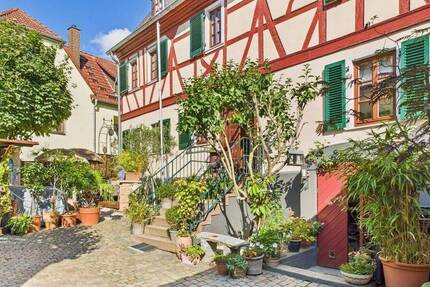 Haus Wiesbaden Igstadt - 7 Zimmer, 225 m&sup2;, 685.000&euro; | Angebot:25799596