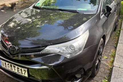 Toyota Avensis 183.000 km 7.000 &euro; Wiesbaden 65195