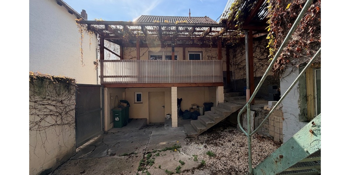 ***Sanierungsobjekt mit großem Potenzial in Mainz-Finthen, flexible Nutzungsmöglichkeiten*** - Einfamilienhaus Mainz Finthen | Angebot:26262022