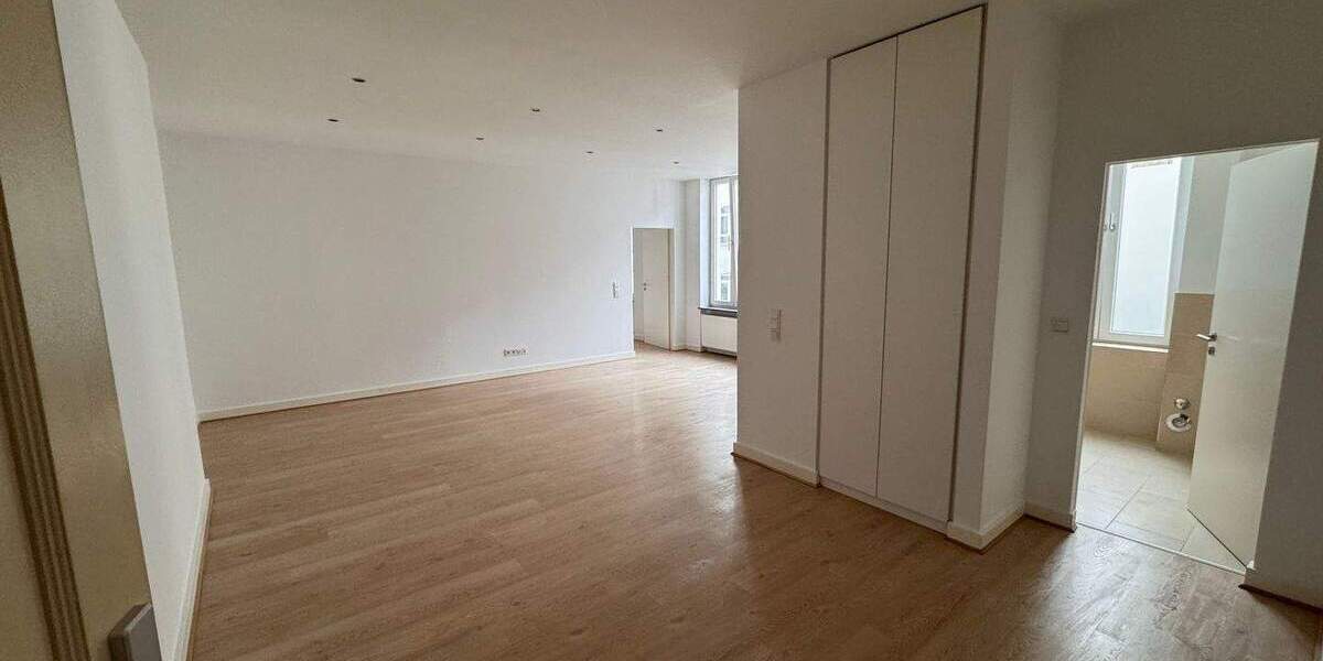 Etagenwohnung Wiesbaden Westend / Bleichstraße - 2 Zimmer, 79 m&sup2;, 1.178&euro; | Angebot:25690981