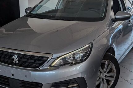 Peugeot 308 96.900 km 9.999 &euro; Mainz 55128