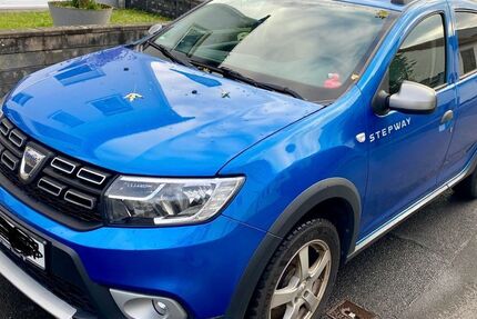 Dacia Sandero 98.000 km 8.999 € Taunusstein 65232