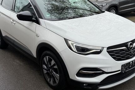 Opel Grandland (X) 128.000 km 13.500 &euro; Wiesbaden 65203