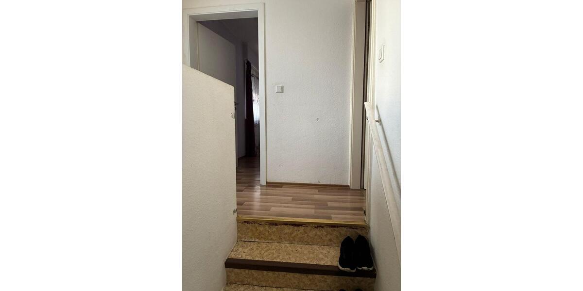 Erdgeschoßwohnung Mörfelden-Walldorf Walldorf - 1 Zimmer, 121 m&sup2;, 1.670&euro; | Angebot:26013342