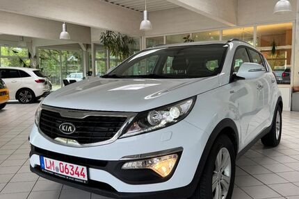 Kia Sportage 100.000 km 10.999 € Selters 65618