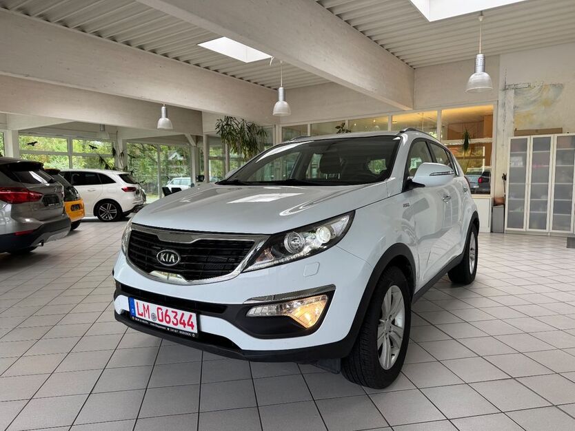 Kia Sportage 100.000 km 10.999 € Selters 65618