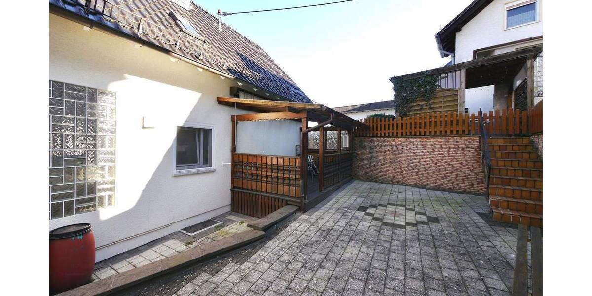 Einfamilienhaus Taunusstein Neuhof - 3 Zimmer, 100 m&sup2;, 1.000&euro; | Angebot:25770068