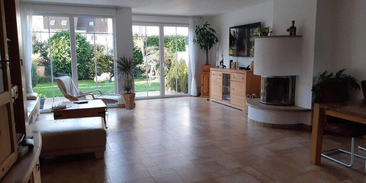 Reihenmittelhaus Hattersheim - 5 Zimmer, 160 m&sup2;, 745.000&euro; | Angebot:25897513