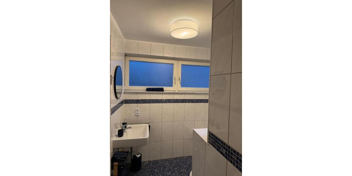 Etagenwohnung Wiesbaden Südost - 2 Zimmer, 70 m&sup2;, 1.235&euro; | Angebot:25968227