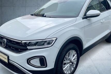 VW T-Roc 24.350 km 22.680 € Frankfurt am Main 60528