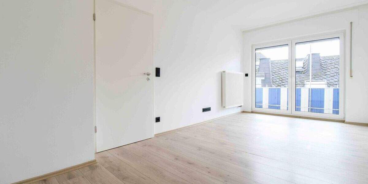 Etagenwohnung Selters OT Eisenbach Eisenbach - 6 Zimmer, 175 m&sup2;, 249.000&euro; | Angebot:25097267