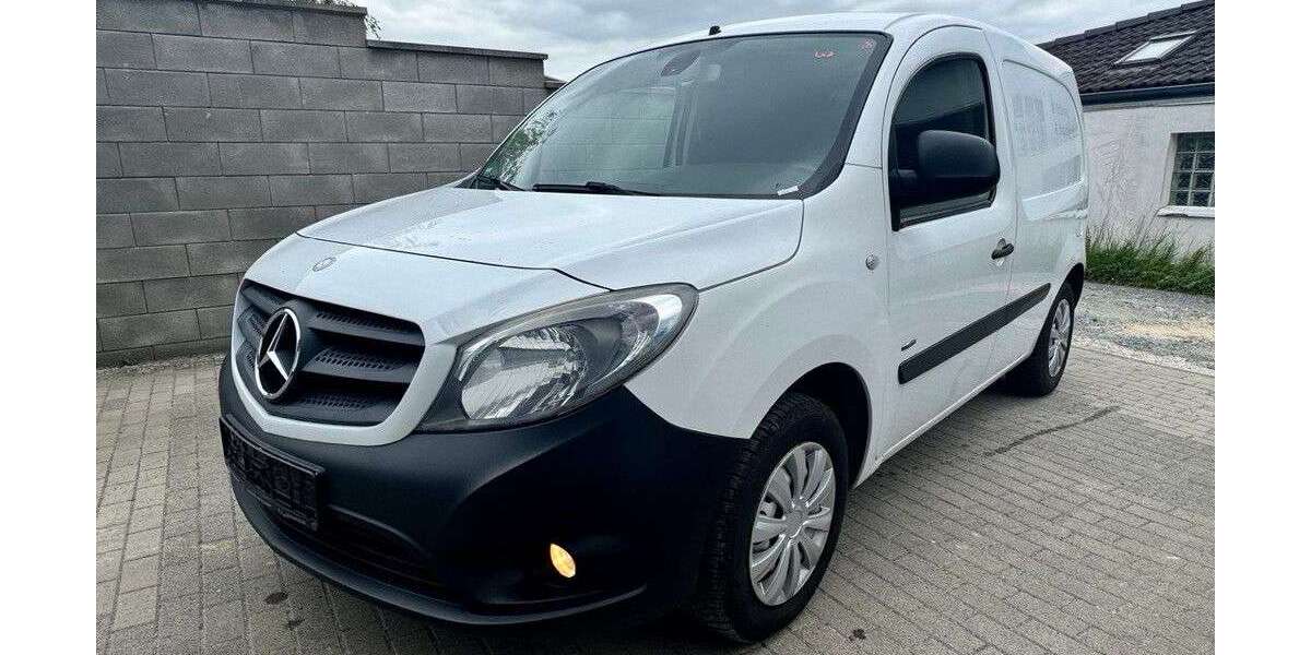 Mercedes-Benz Citan 199.214 km 6.400 &euro; Oberursel 61440