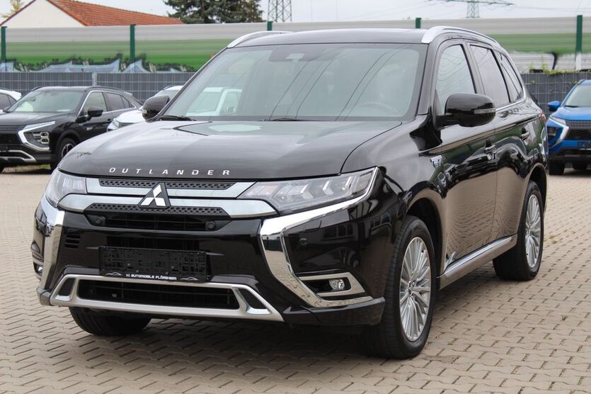 Mitsubishi Outlander 108.800 km 20.490 € Flörsheim 65439