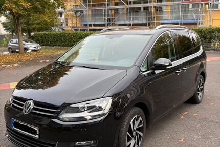 VW Sharan 161.000 km 18.900 € Wiesbaden 65199
