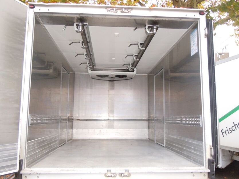 Mercedes-Benz Sprinter 297.000 km 22.491 € Frankfurt am Main 65933