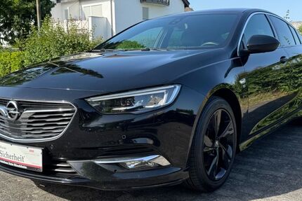 Opel Insignia 145.000 km 12.590 &euro; Rüsselsheim am Main 65428