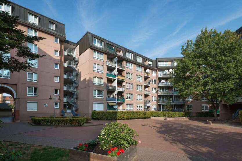 Wohnung zum Mieten in Frankfurt am Main 1.140 € 91.21 m² 3 zimmer