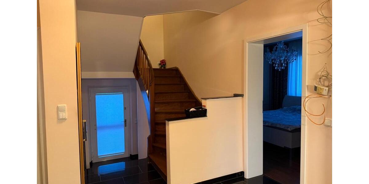 Einfamilienhaus Trebur - 6 Zimmer, 130 m&sup2;, 1.800&euro; | Angebot:24805460