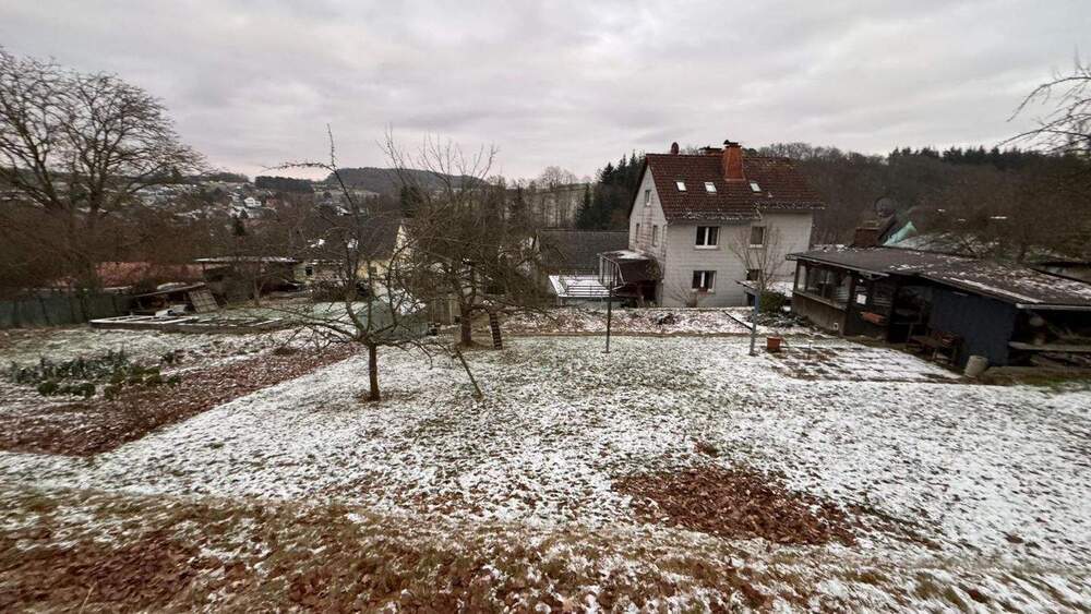 Abrisshaus auf großem Grundstück in Toplage von Schmitten-Brombach,Bebauung möglich mit EFH oder DHH zimmer