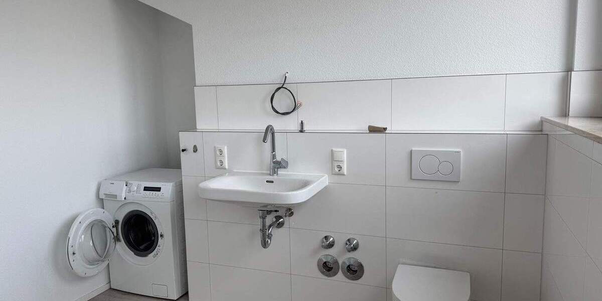 Etagenwohnung Mainz Mombach - 4 Zimmer, 135 m&sup2;, 610.000&euro; | Angebot:25796470