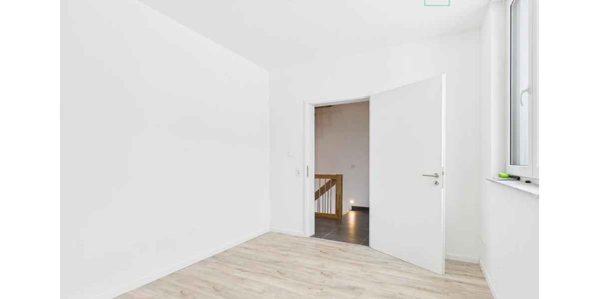 Doppelhaushälfte Taunusstein - 6 Zimmer, 195 m&sup2;, 2.350&euro; | Angebot:26444367