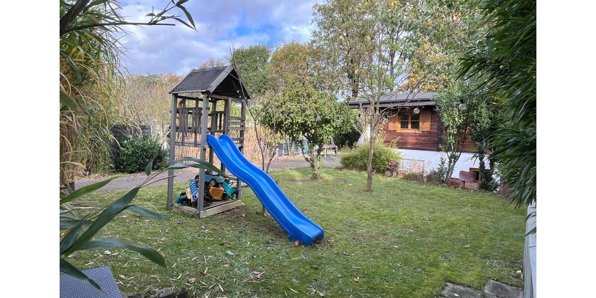 Einfamilienhaus Mörfelden-Walldorf Walldorf - 10 Zimmer, 300 m&sup2;, 970.000&euro; | Angebot:25615793